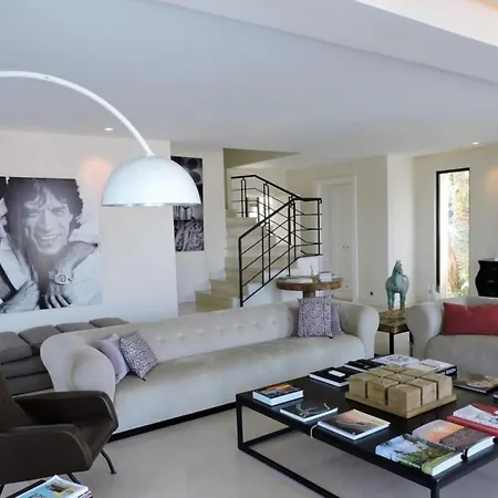 Apartmán Wonderful Large Located In The Centre Of St Tropez *