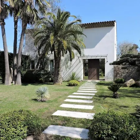 Apartmán Wonderful Large Located In The Centre Of St Tropez *