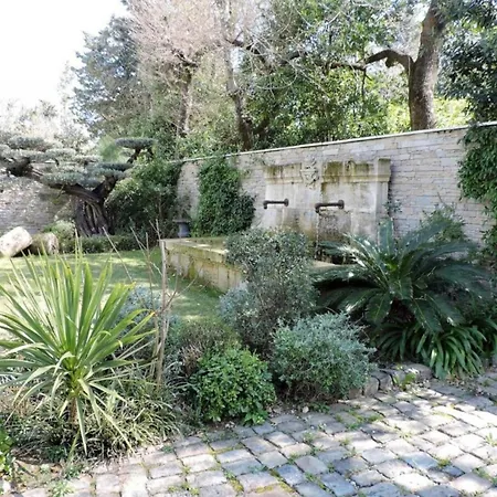 Apartmán Wonderful Large Located In The Centre Of St Tropez *